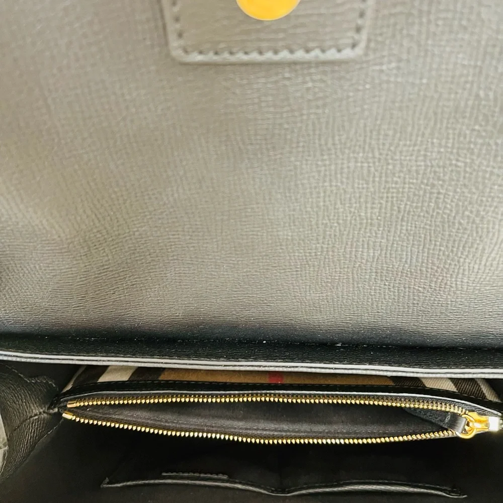 Authenic Burberry LL MD Camberley DLC Bag - Picture 9 of 9